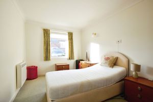 BEDROOM- click for photo gallery